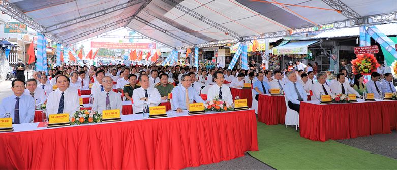 Các đại biểu dự lễ